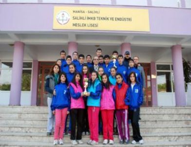 Salihli Eml, Lisanslı Sporcu Da Rekor Kırıyor