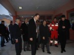 Vali Çınar, Sağlık Ekiplerini Ziyaret Etti