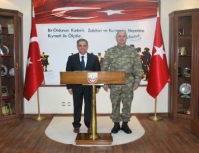 Vali Tapsız, Tuğgeneral Kahraman Güneş'e İadeyi Ziyarette Bulundu