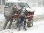 SEYYAR SATICILAR - Van’da Tipi ve Kar Yağışı