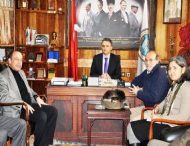 Vekillerden Gmis’e Ziyaret