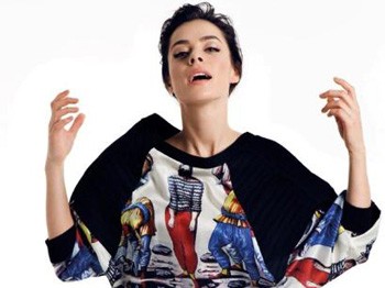 Ayak Numarasından Şikayetçi!