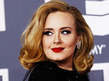 Adele'den Yeni Albüm Müjdesi!