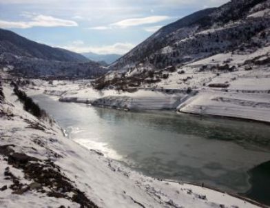 Torul Barajı Buz Tuttu