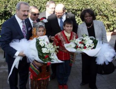 Bakan Çağlayan İle Bm Dünya Gıda Programı İcra Direktörü Cousın Kilis'te