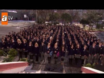 Bizim Okul 1. Bölüm Fragmanı Ve Özeti