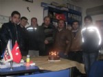DOĞUM GÜNÜ PARTİSİ - Yay-sat'ta Sabaha Karşı Doğum Günü Kutlaması