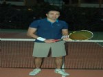 İBRAHIM ÜNAL - Başarı Koleji İkinci Geleneksel Tenis Turnuvası'nın Şampiyonu Kaya Oldu