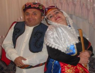 Salihlili Oyuncular Tiyatro Gösterisinde Seyirci İle Buluşacak