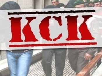 'Şehit haberlerini halay çekerek kutluyorduk'