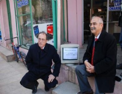 Chp Heyetini Şaşırtan İlan