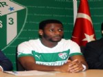 ERKAN KAMAT - Edu, Bursaspor'a İmzayı Attı