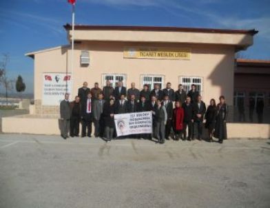 Soma Ticaret Meslek Lisesi'nde Mesleki Farkındalık Kahvaltısı