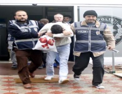 Antalya'da Hırsızlık Şebekesi Çökertildi