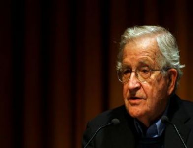 Chomsky: Türkiye'nin Dünyadaki Yerini Bulması Kürt Sorunu'ndan Geçiyor