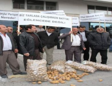 Nevşehirli ve Niğdeli Patates Üreticilerinden Protesto