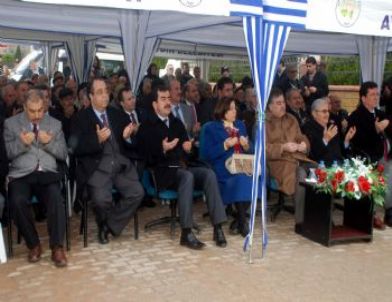 Ege Bölgesi'nin En Büyük Camisinin Temeli Atıldı