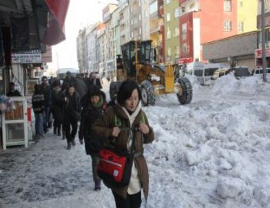 Hakkari’de Dondurucu Soğuklar