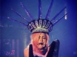 LADY GAGA - Hayranları Da Kendi Gibi Çılgın!