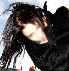 5 liralık süpürgeyle 2.5 milyonluk vurgun...