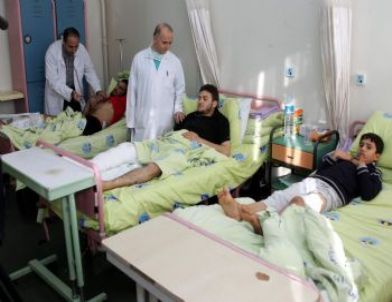 Kollarını ve Bacaklarını Türk Doktorlara Borçlular