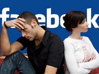 Sekiz çiftten biri Facebook yüzünden boşanıyor