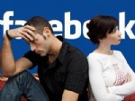 IBM - Sekiz çiftten biri Facebook yüzünden boşanıyor