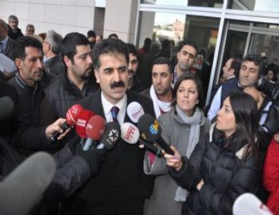 CHP Milletvekillerinden DHKP-C Şüphelisi Avukatlara Destek