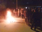Doğalgaz Akışının Sağlanmamasını Lastik Yakarak Protesto Ettiler