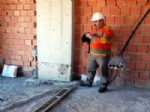 MAHMUT KARA - Yaptığı Tesisatı Kameraya Kaydediyor