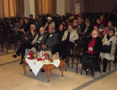 Ayvalık’ta Uğur Mumcu Paneli