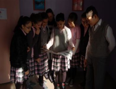 Öğrenciler Kendi Gazetelerini Çıkardı