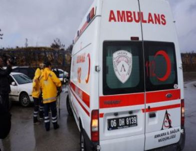Trafik Kazasına Gelen Ambulansın Kapıları Kilitlendi, Yaralı Dışarıda Kaldı