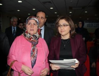 Fatma Şahin'den dar gelirlilere tüp bebek müjdesi