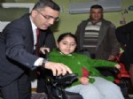 BEBEK ARABASI - Çelikcan’dan Kas Hastası Küçük Kıza Akülü Sandalye Hediyesi