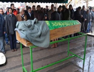 Gazeteci Dursun Açıkyürek’in Dedesi Son Yolculuğuna Uğurlandı