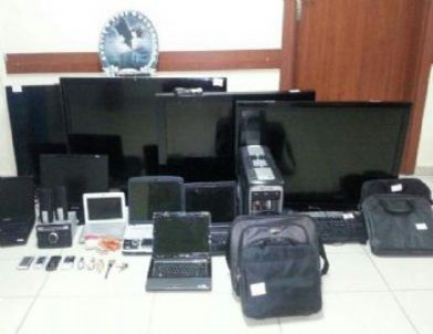 Hırsızlık Çetesinden Altı Kişi Tutuklandı