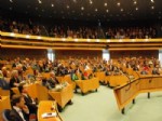 Hollanda'da 45 Yaş Yasası Mecliste Oy Çokluğu İle 55 Yaş Sınırına Çekildi