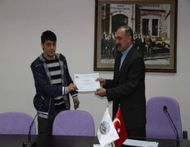 Kula'da KOSGEP Sertifikaları Verildi