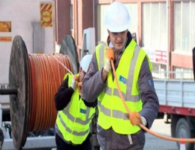 Türk Telekom Hırsızlara Karşı Alarmda