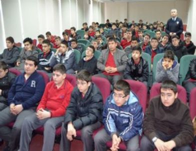 Ölümlü Kazalar Eve Dönüşte Yaşanıyor