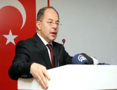 Akdağ: Sağlık Hizmetleri Özelleşmeyecek, Tam Tersine Güçlendirilecek