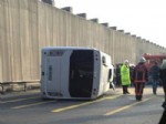 MASLAK - Çevik kuvvet midibüsü devrildi!