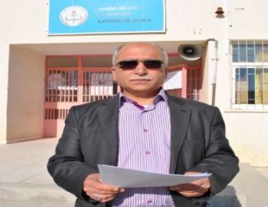 Eğitim Bir-Sen’den Kravat Çıkartma Eylemi