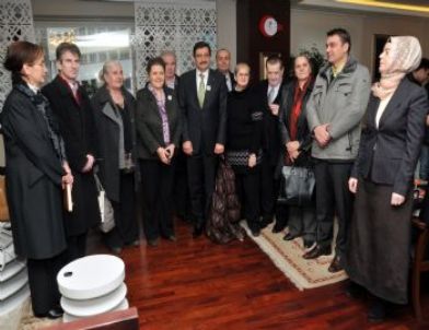 Srebrenicalı Annelerden Keçiören Belediyesi'ne Ziyaret