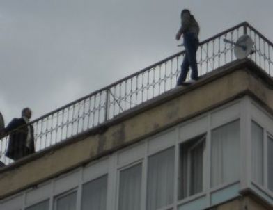 Aksaray'da İntihar Girişimi