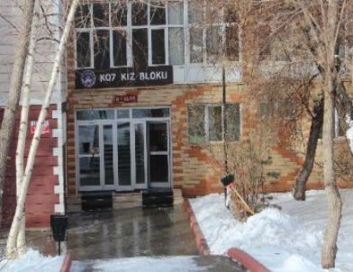 Erzurum’da 3 Kişi Kız Öğrenci Yurdunu Bastı