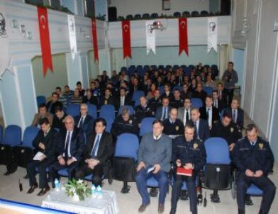 Kırıkkale Polisine ‘etkili İletişim ve Liderlik’ Semineri Verildi