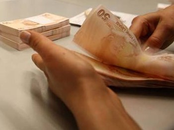 Krediler geçen yıl yüzde 16 arttı