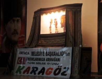 Ortacalı Miniklerin Hacivat-karagöz Keyfi